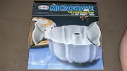 Vintage 12 Cup Bundt Pan By Nordic Ware Microwave And Oven Safe New Old Stock