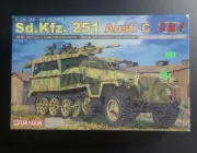 Dragon 6224 1:35 Sd.Kfz.251/7 Ausf.C Pionierpanzerwagen 3 in 1 Armored Car Kit