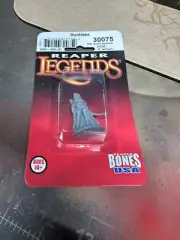 Reaper Bones USA: Huntress (30075)