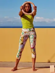 Shop Women's Leggings & Workout Tights. - Fight Club 3/4 Legging 21"