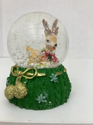 Christmas Reindeer Mini Snow Water Globe