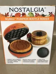 Nostalgia My Mini Waffle Maker Pumpkin