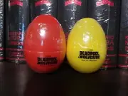 Deadpool Wolverine Best Friends Necklace inside the Claw Machine Egg Sealed BFF