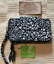 Vera Bradley Camocat Smartphone Wallet For iPhone 6 HARD TO FIND ITEM