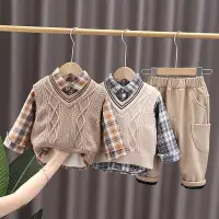 在飛比找Yahoo!奇摩拍賣優惠-新品韓版男童毛衣馬甲三件式 春秋新款帥氣男寶寶春裝套裝 韓版