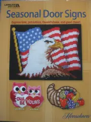SEASONAL DOOR SIGNS IN PLASTIC CANVAS BOOKLETS