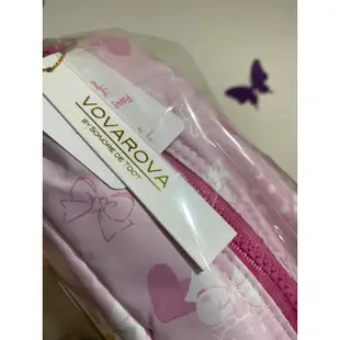 Vovarova x Hello Kitty 裝不滿化妝包-微粉愛戀(台灣限定款）
