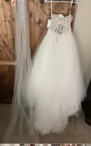 NWT Beaded Sheer Corset Wedding Gown NEVER WORN!!!!