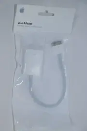 Apple Genuine A1368 VGA Adapter for 30-pin iPad, iPhone, iPod Touch Convert NEW