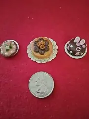 Dollhouse Bakery Cake Lot 4 cakes and a pie ( Handmade 1:12