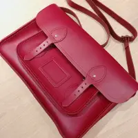 在飛比找蝦皮購物優惠-（二手九成新）The Cambridge Satchel C