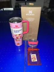 Stanley Pink Strawberry Shortcake Tumbler Quencher 40 Oz New