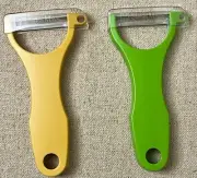 Swissmar Y-Peeler Duo, Green and Orange, Scalpel Blade Brand New