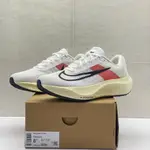 NIKE ZOOM FLY 5男子運動鞋慢跑鞋-NIKE ZOOM FLY 5運動鞋配原裝襪子。