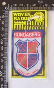 VINTAGE BUNDABERG QLD COAT OF ARMS SOUVENIR EMBROIDERED PATCH CLOTH SEW-ON BADGE
