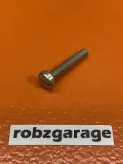 NEW OEM STIHL SCREW 009 L 010 AV 010AVE 011 AVE 011AVT 012 AVT 9079-319-1070 B64