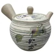 Teapot Kyusu Tokoname - AKIRA - Beige - 400 ml cc - Stainless Mesh - Wild Grapes