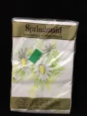 Vintage Wondercale by Springmaid Daisy Floral Standard Pillowcases Set of 2 New