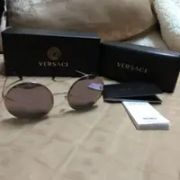 在飛比找蝦皮購物優惠-VERSACE(正品)粉紫色鏡面太陽眼鏡