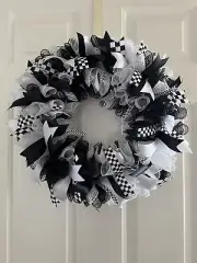 16 X 16 Winner Winner Checker Flag Wreath