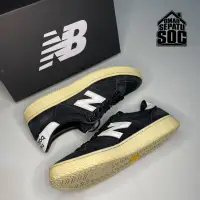 在飛比找蝦皮購物優惠-紐巴倫 New Balance 400 黑色鞋子