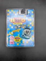 RARE Vintage 90’s Playmates Nano KITTY Green Virtual Pet NOS 40130