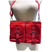 在飛比找松果購物優惠-Kipling 紅色絲滑合成纖維材質素面雙口袋設計斜背包 #