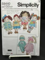 Simplicity Pattern S9440 / R11292 19" Plush Dolls With Clothes & Yarn Hair