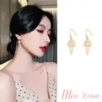 在飛比找momo購物網優惠-【MISS KOREA】韓國設計優雅珍珠甜筒冰淇淋造型耳環(