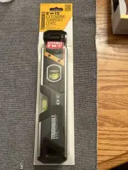 NIB. TOUGHBUILT Aluminum 9" to 15". Level with Magnets Model #TB-H2-L-9X