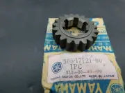 NOS OEM 2nd Pinion Gear Yamaha MX250 MX360 RT1 RT1MX, 365-17121-60