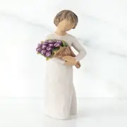 Willow Tree Figurine Surprise Girl With Flowers by Susan Lordi 27788