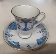 Avon European Tradition cup & saucer collection France 1984 porcelain Coffee cup