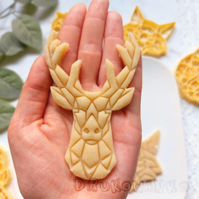 Symmetrical Geometric Deer Wall Decor Animal Forest Winter Snow Cookie Cutter