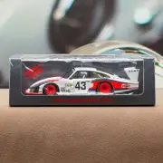 Spark SPARK1 43 Porsche 935 78 Moby Dick 1978 Martini Porsche Moby Tech S4162