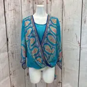 NWT CHICOS COOL MULTI WESTERN CHIC PAISLEY TOP SIZE 1 (7/8) TCC