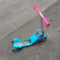 在飛比找Yahoo!奇摩拍賣優惠-二手兒童騎乘玩具 costco SMOBY SWITCH 二