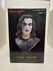 The Crow Eric Draven Legends in 3D 1/2 Bust Diamond Select NEW SEALED