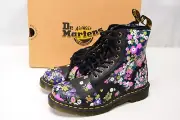 NIB Dr. Martens 1460 Pascal Black Floral Boots Womens US 9