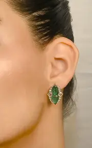 [VAK] 18K White Gold Architectural Splender Diamond and Emerald Earrings