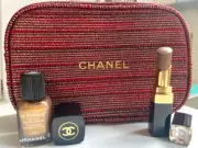 Chanel Bundle : BOY #54Lipstick +347 ETOILE Amber Top Coat + Red/Gold Pouch New