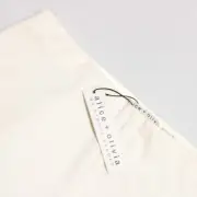 Alice + Olivia NWT Split Hem Dress Pants Size 8 US in Ivory Polyester Blend