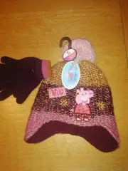 TU Peppa Pig Hat & Gloves Set Age 3-5yrs BNWT