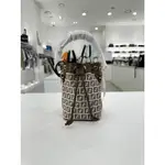 "限時降價 夏季折扣"-FENDI 8BS010 迷你 MON TRESOR 帆布 FF水桶包 棕色和奶油色