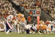 Tampa Bay Buccaneers Lee Roy Selmon in action vs New York Giants T- Old Photo