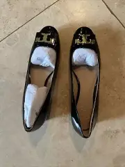TORY BURCH GIGI SERIF T LOGO USED/WEAR 8 PATENT LEATHER CLASSIC PUMPS/HEELS