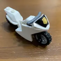 在飛比找蝦皮購物優惠-LEGO 樂高 白色 警用摩托車 摩托車 重機 18895p