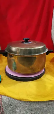 在飛比找Yahoo!奇摩拍賣優惠-【二手】銅鍋，“大同市委.政府，恭賀新禧”銅鍋，重2.4斤，