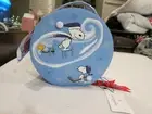 VERA BRADLEY+ PEANUTS SKI SLOPE SNOOPY WHIMSY COSMETIC NEW WITH TAGS 7" ROUND
