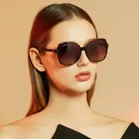 在飛比找ETMall東森購物網優惠-【MOLSION 陌森】太陽眼鏡(MS5018-A20)